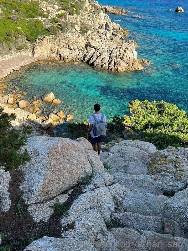 A very cautious Ethan scouting for the perfect spot to be na..