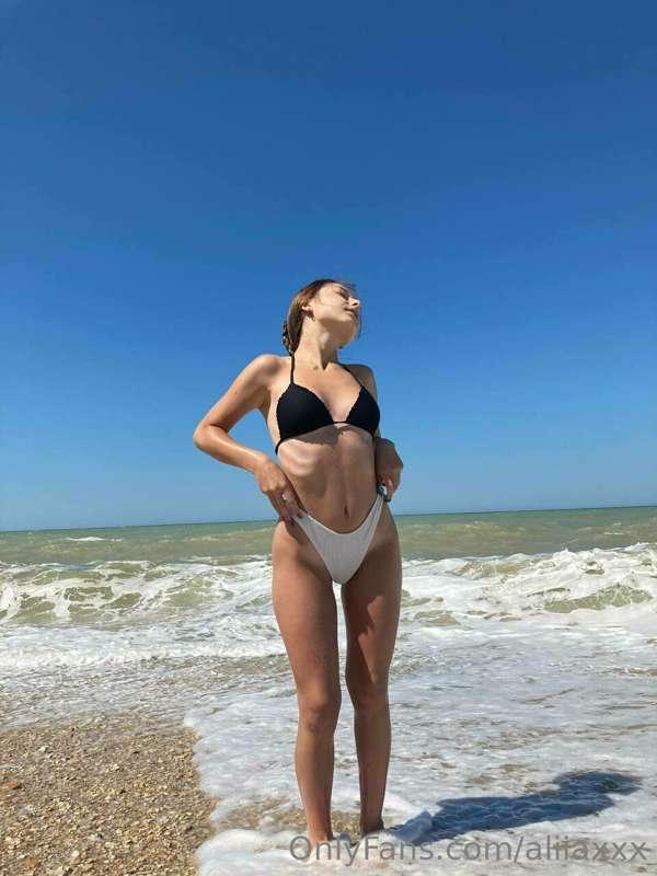 would you like to be around? 🙈