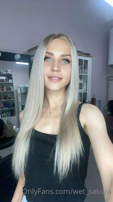 @prettyfoxlive                        💘💘                    ..