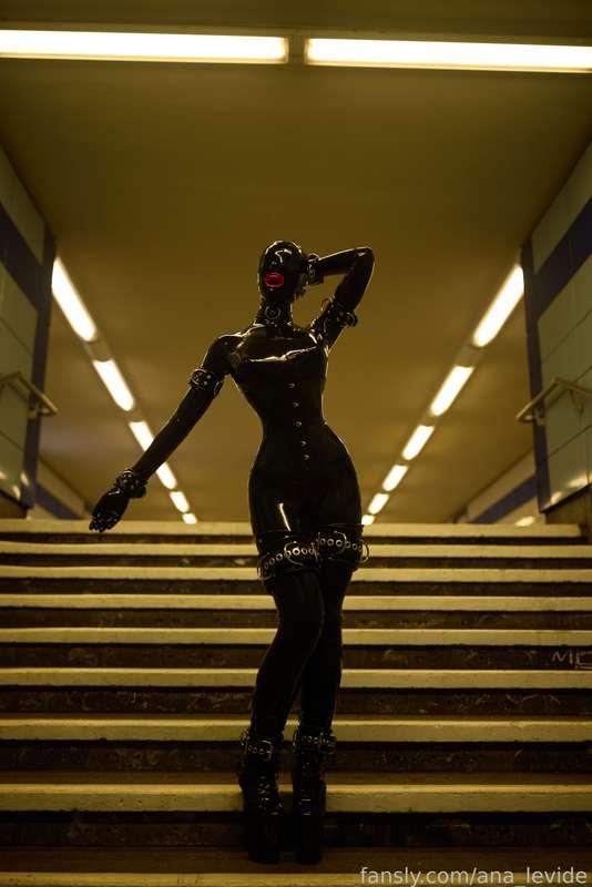 ana_levide image #130