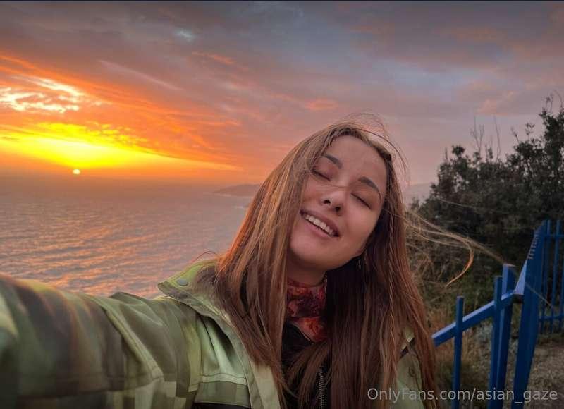Basking in the warm hues of a breathtaking sunset 🌅✨ Nature'..