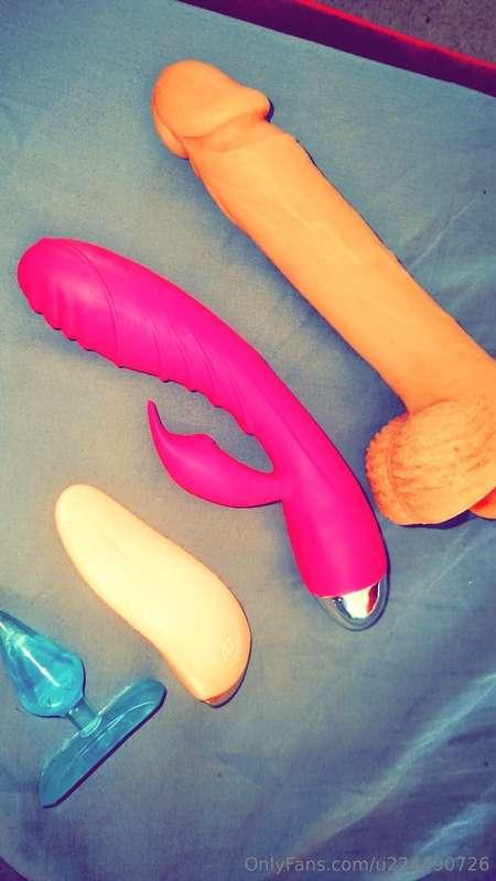 What should I play with tonight? Or all of them? If u tip me..