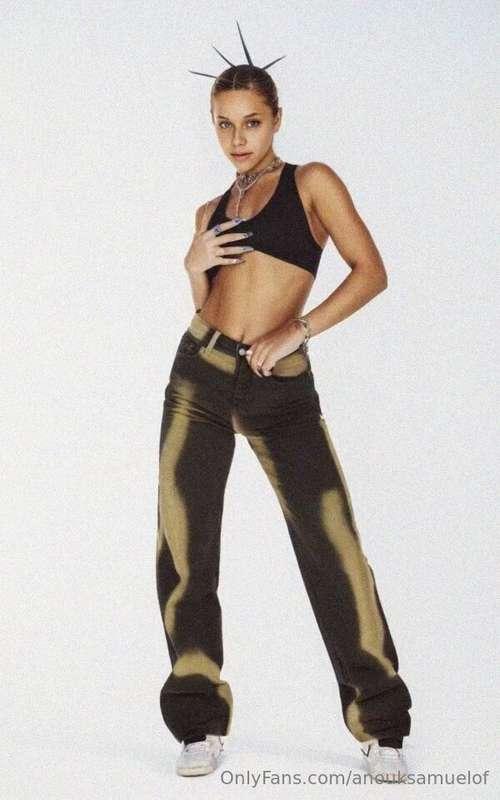 anouksamuelof image #0