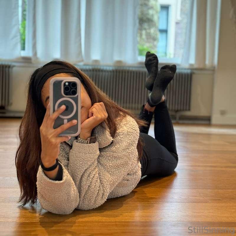 The pose with my cute sweaty Nike socks 🖤💦