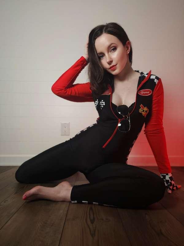 thetinyfeettreatvip image #1