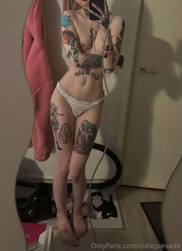 mirror selfie😋