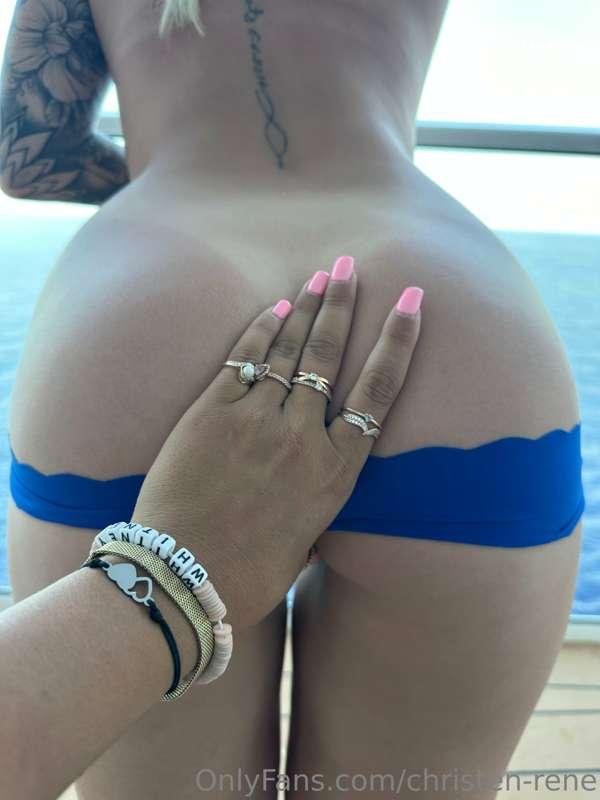 Sending super naughty content this week.. don’t miss it 🫢😈😍