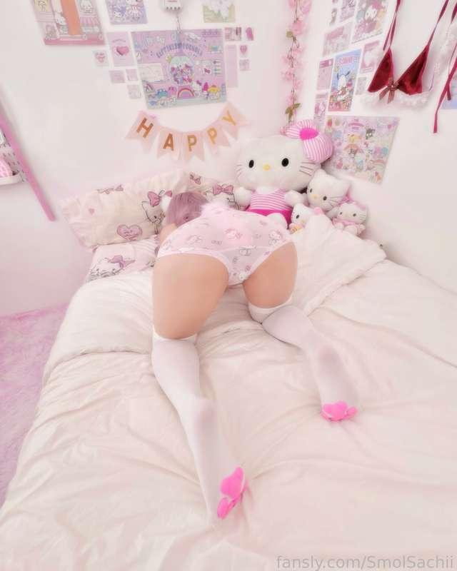 finding neko-chi’s tail ₍˄·͈༝·͈˄*₎◞ ̑̑

does senpai have any idea where neko-chi put it? *mrrphhhhh*