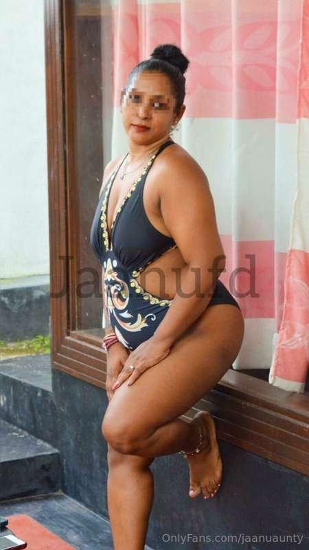 Watch My new Photoshoot Sweety. Join My VIP page. ALL FREE
h..