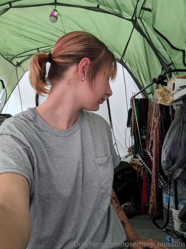 Cutting my hair in a tent is harder than you think, but I di..