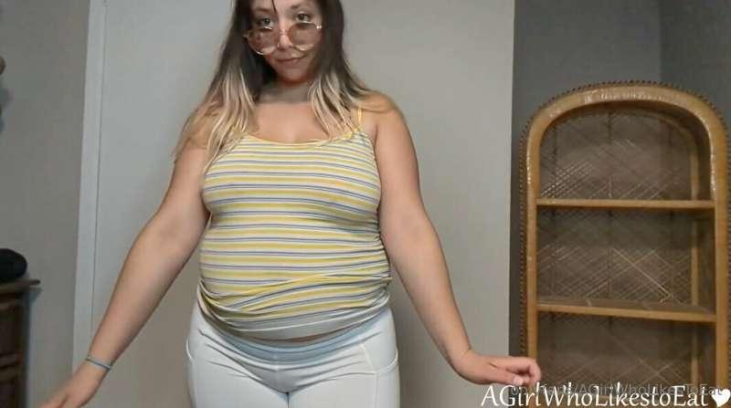 agirlwholikestoeat image #0