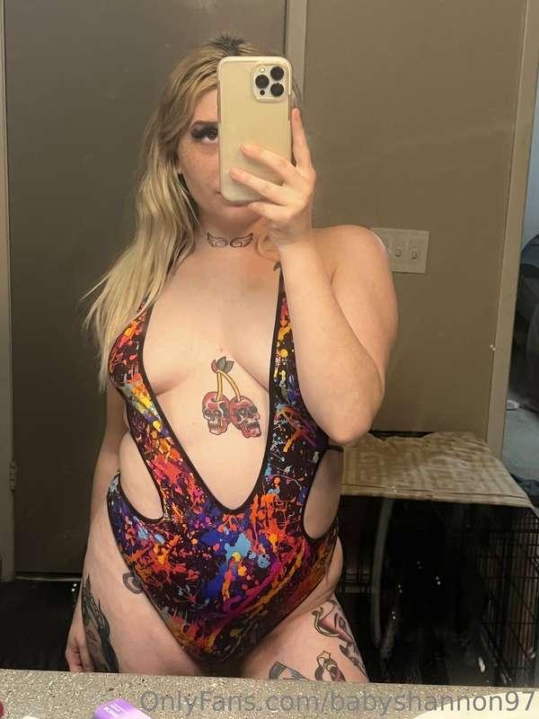 Like my new bathing suit?🤭