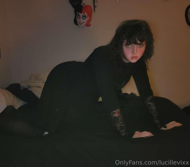 C*mming in my dress ://3 I still have some body hair going o..