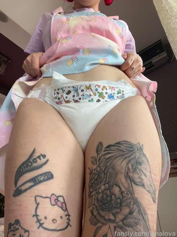 Do you like me in diapers ?👼🏼

💗 #diapers #cute #fyp #pee #tattoo #young #cute #babygirl #teen #barelylegal 💗