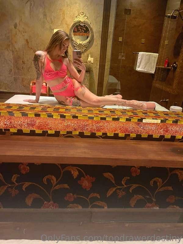 Outfit of the day. All loins as always 🖤💕