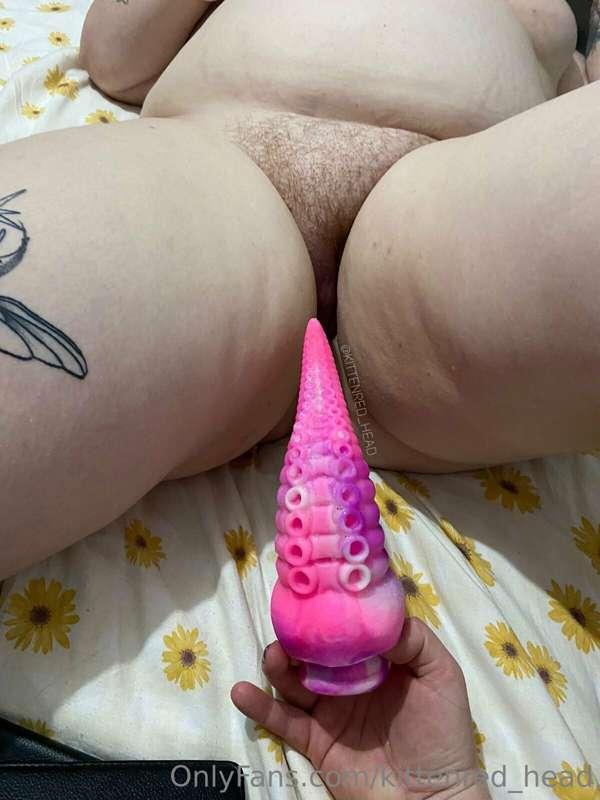 Mr. Tentacle took me on a ride and I came so hard and creame..