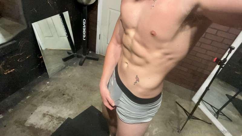happy hump day 😉 hope you're enjoying my OF so far... can't ..