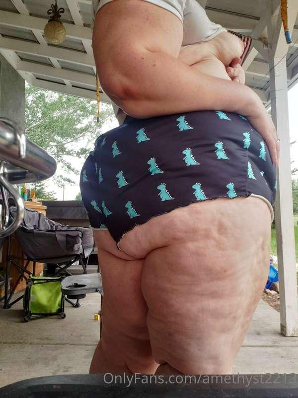 A little teaser for the paid post coming up :3 hope you like..