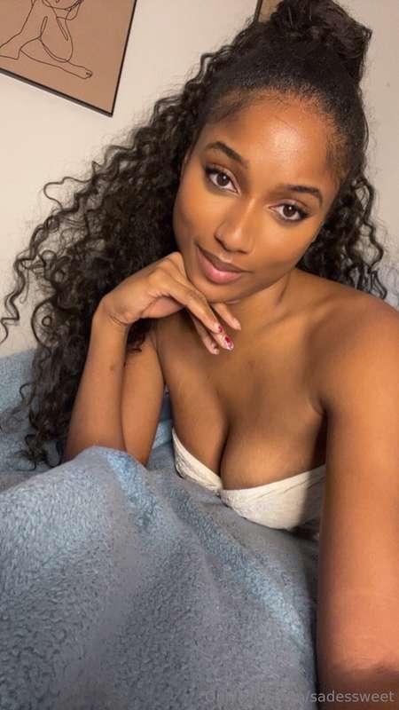 First post of 2024 🥳 drop a heart in the comments for me 🥰💕