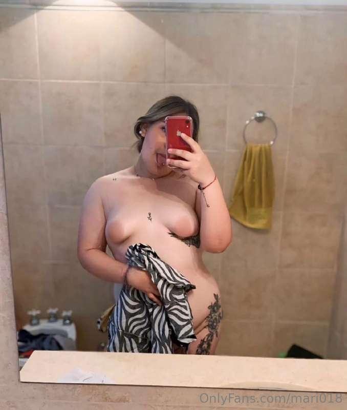 @MALENKAHOTXXX
SUSCRIBE FOR FREE and if you want to cum, don..