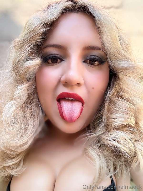 Aquí ponlos daddy👅👅👅👅