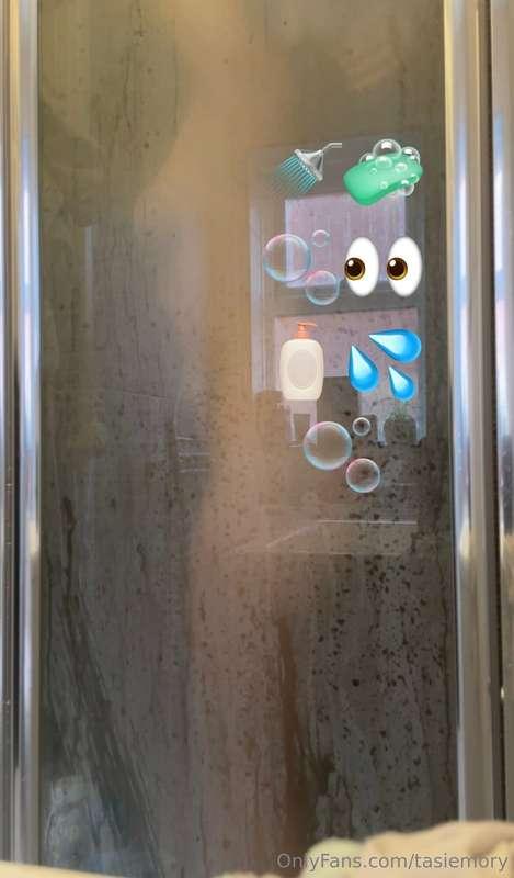 shower time 🧼🫧