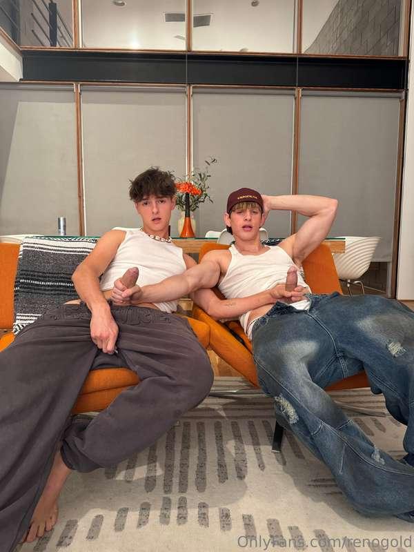 Our big cumshow is happening tomorrow with @svandylove Might..