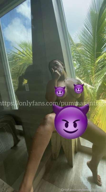 love this view of the shower here in Florida cum see this pr..