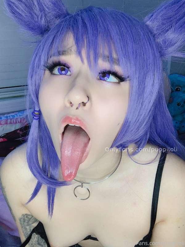 Ahegao and tongue 👅💜