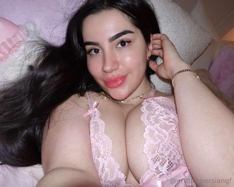 Which would ruin you faster.. my smile or my body?