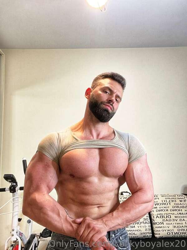 Come and worship me😈🔥