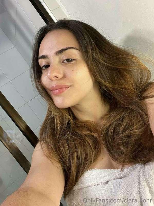 I'm going to have a refreshing shower, you can't spy on me 🤭..