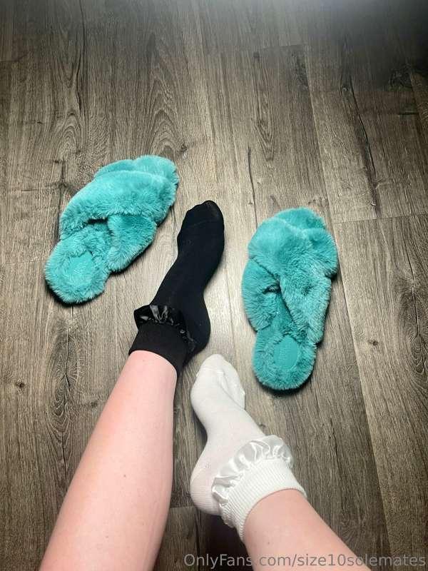 which frilly sock color do you like more?