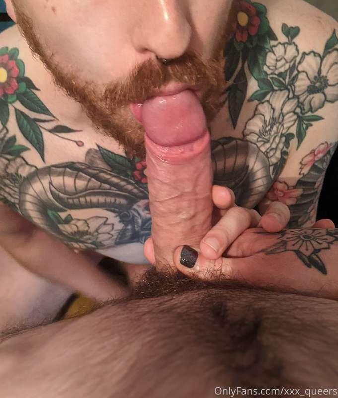 New year's kiss - who wants the full video?!