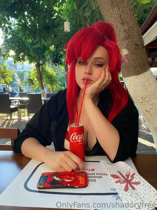 how you like my new cosplay? 😀