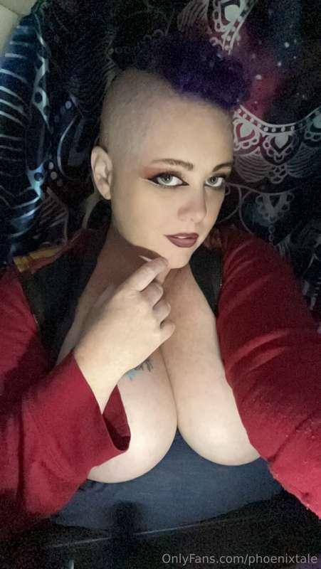 Do I look thirsty? Because I’m parched!! 
Compliments will r..