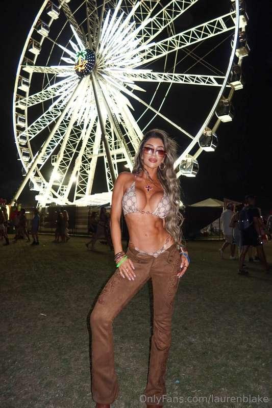 I thought I was done with my Coachella photos but I'm just s..