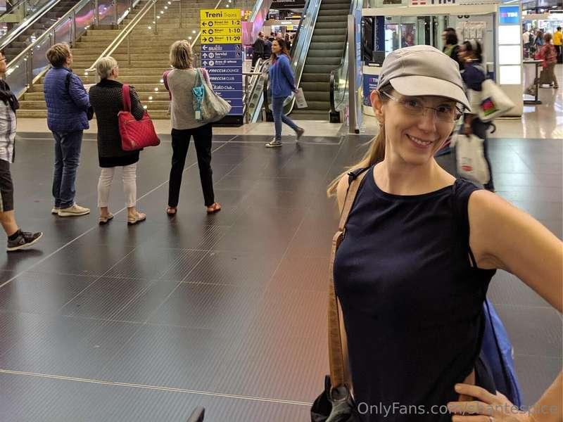 Waiting for a ride on my first bullet train. What a wonderfu..