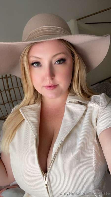 Zipped or unzipped? 