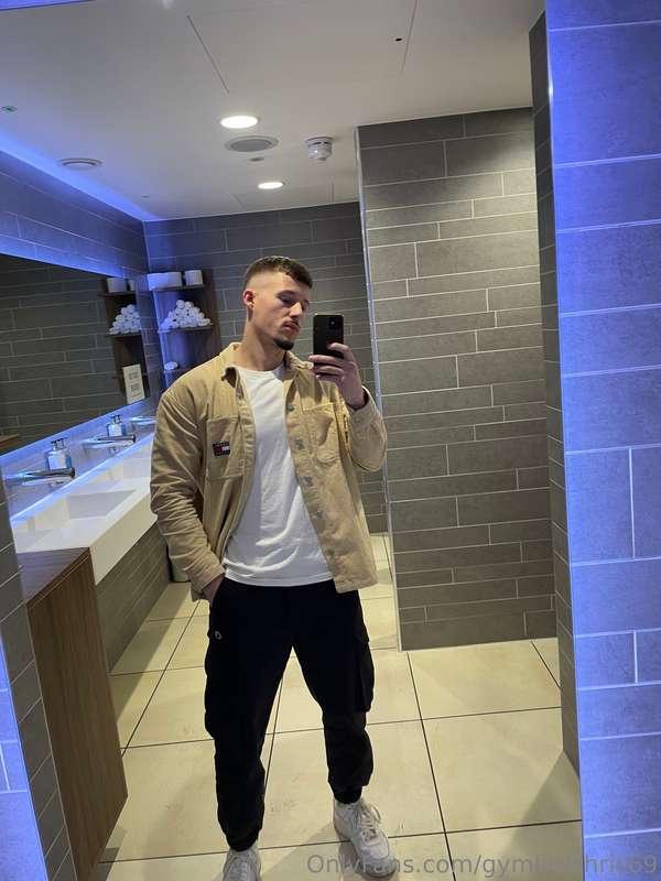 Do you like doing it in public? 👀 DM me if you already have