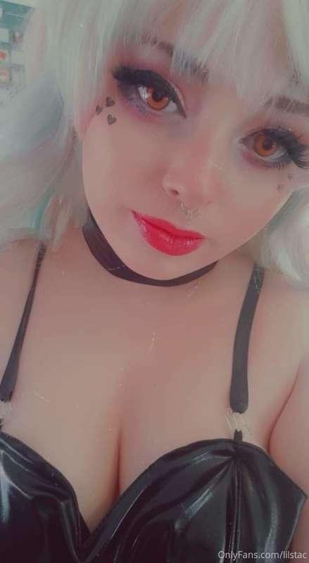 @brattyangel96
@british-brat-free