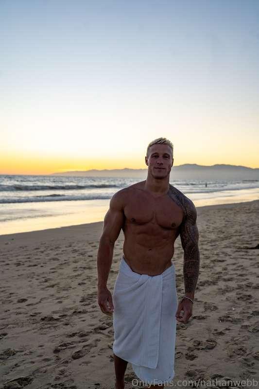 No one on the beach knew I had nothing on underneath my towe..