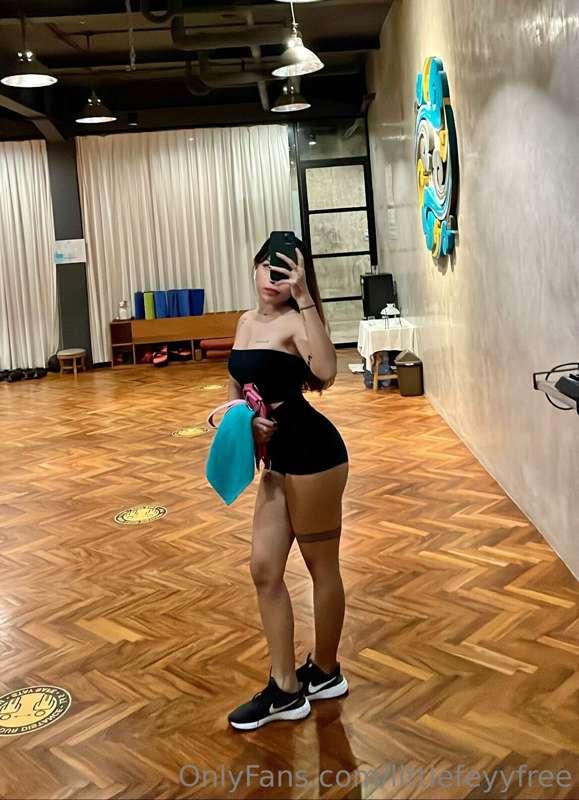 Got home from the gym! Are you having a busy day? 😘