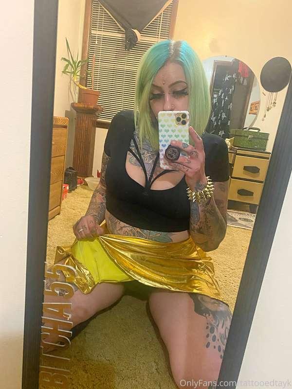 Six photos showing off my pierced titties and little 😻 in a ..