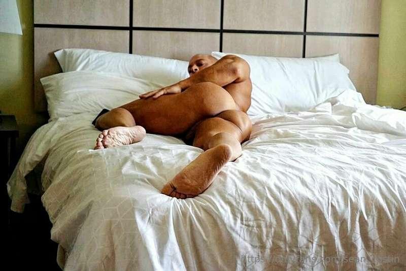 Leave a tip on this post to receive something naughty in you..