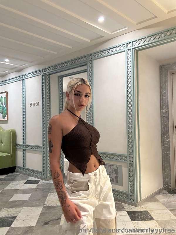 Follow Emy a naughty 20yo latina DJ and dancer who’s down fo..