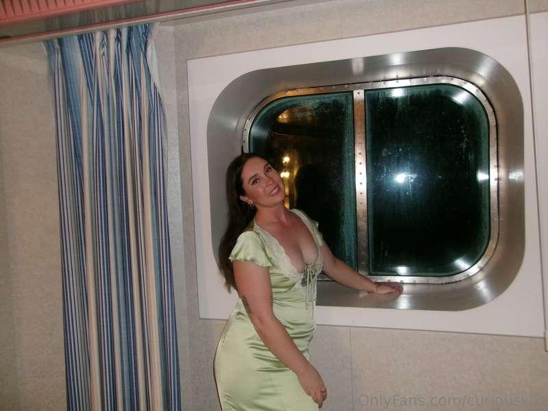 Photos from my cruise! Wanna spend a night with me in the mi..