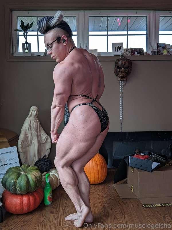 musclegeisha image #1