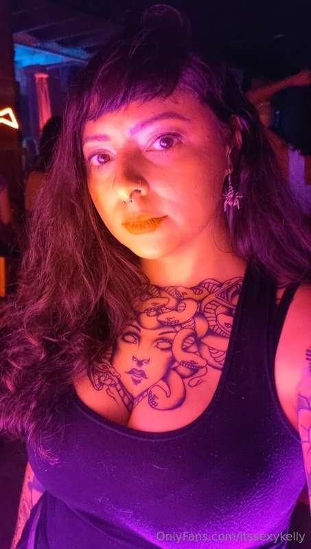 @juliatofana is a naughty girl that might not always play ni..