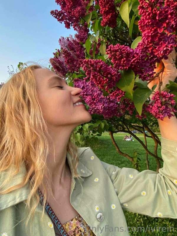 What could be better than a smile? ❤️💐
